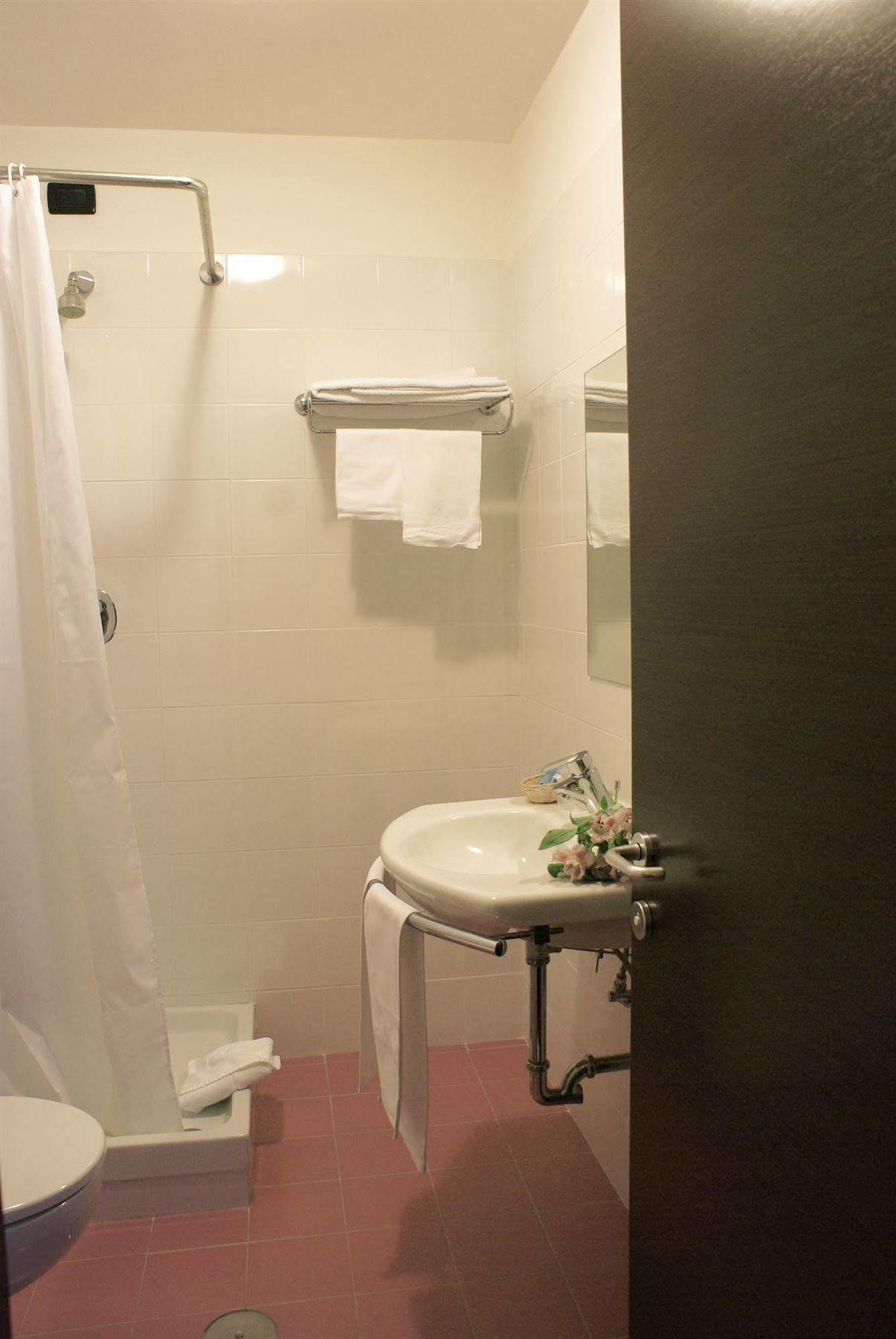 רומא Hotel Versailles מראה חיצוני תמונה
