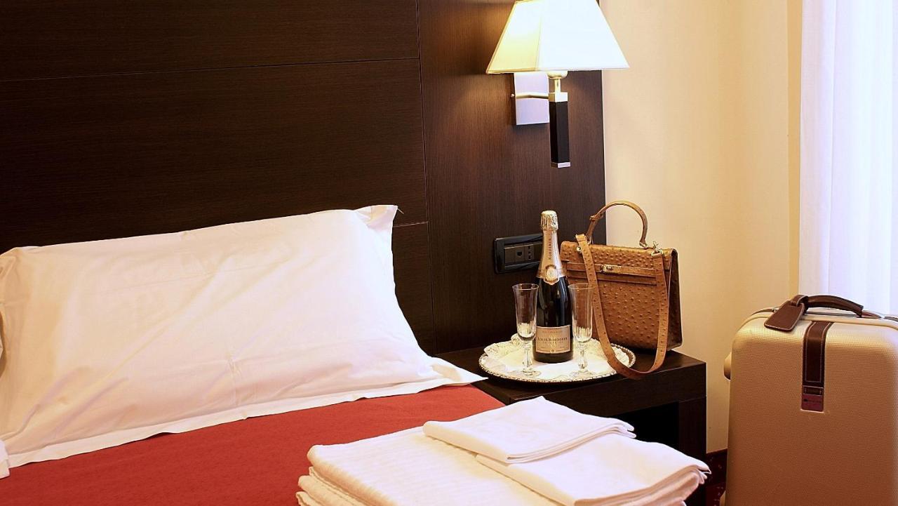 רומא Hotel Versailles חדר תמונה